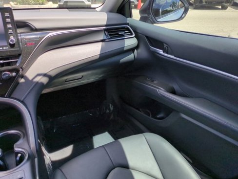 Used 2024 Toyota Camry XSE image 15