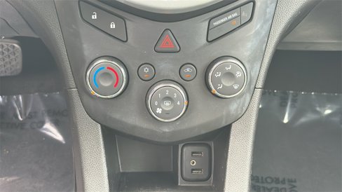 Used 2020 Chevrolet Sonic LT image 24