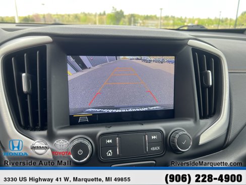 Used 2021 GMC Terrain SLT w/ Infotainment Package II image 13