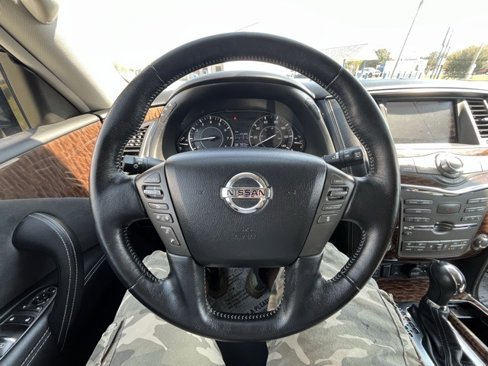 Used 2019 Nissan Armada SV image 13