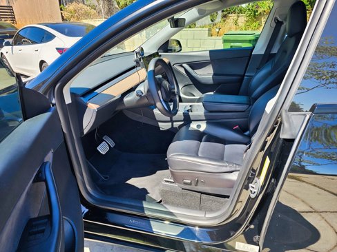 Used 2021 Tesla Model Y Performance image 8