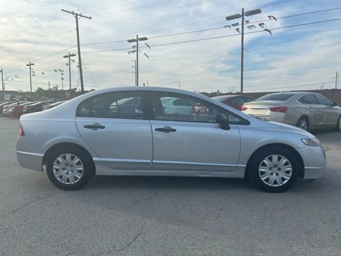 Used 2010 Honda Civic DX-VP image 6