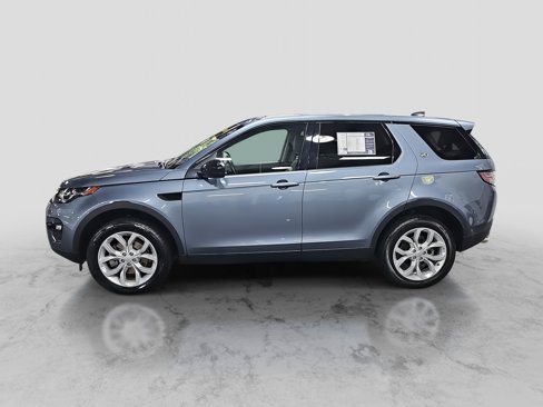 Used 2019 Land Rover Discovery Sport SE image 8