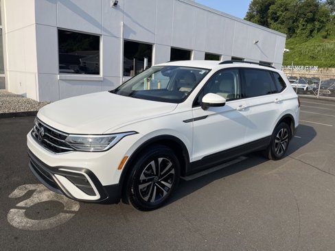 Certified 2024 Volkswagen Tiguan S image 2