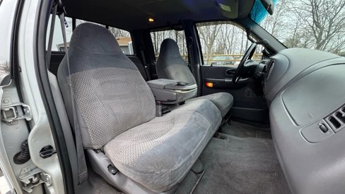 Used 2001 Ford F150 4x4 SuperCrew image 25