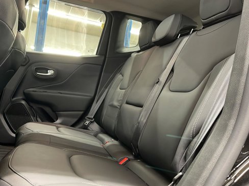 Used 2022 Jeep Renegade Limited w/ Sun, Sound & Wheels Group image 9