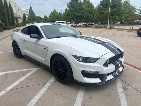 Used 2019 Ford Mustang Shelby GT350 w/ Technology Package image 4