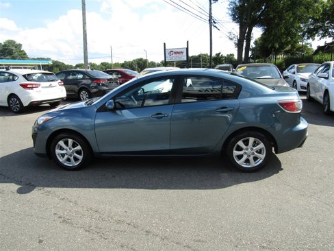 Used 2011 MAZDA MAZDA3 i Touring image 4