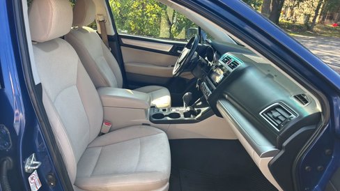 Used 2016 Subaru Outback 2.5i Premium image 12