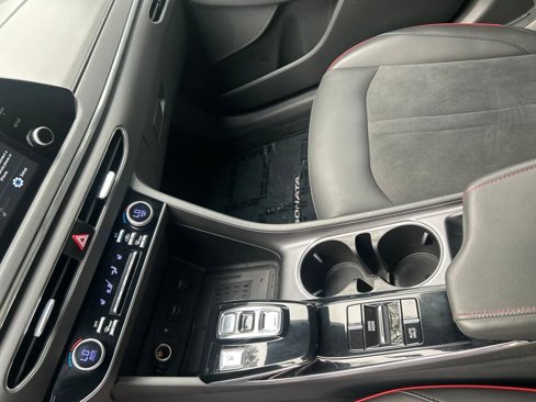 Used 2020 Hyundai Sonata SEL Plus image 9