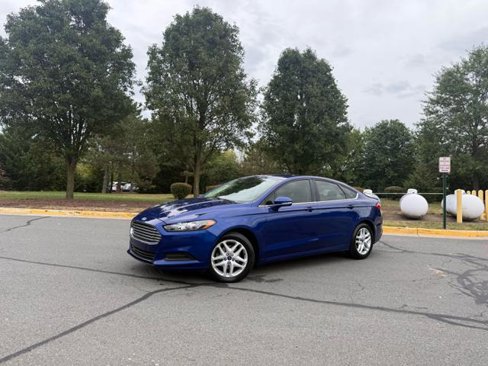 Used 2014 Ford Fusion SE image 1