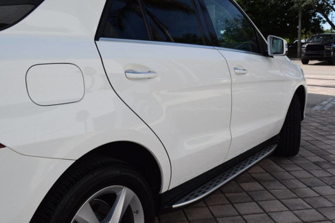 Used 2016 Mercedes-Benz GLE 350 w/ Premium Package image 24
