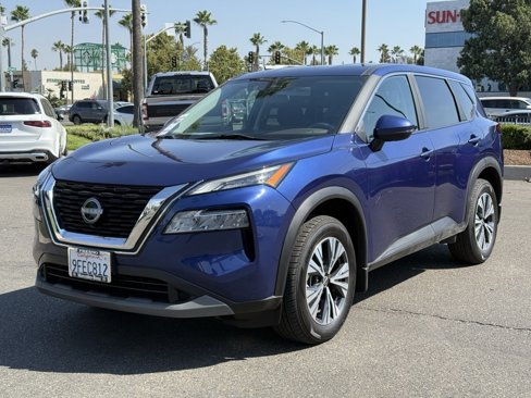 Used 2023 Nissan Rogue SV image 4