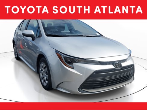 Used 2024 Toyota Corolla LE image 1