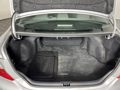 Used 2013 Toyota Camry LE image 22