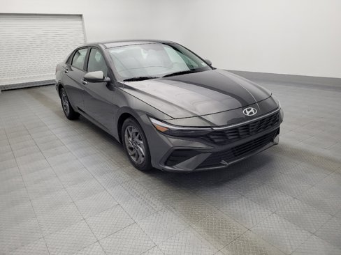 Used 2024 Hyundai Elantra SEL image 13