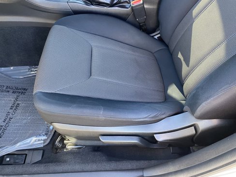 Used 2021 Subaru Crosstrek 2.0i image 15