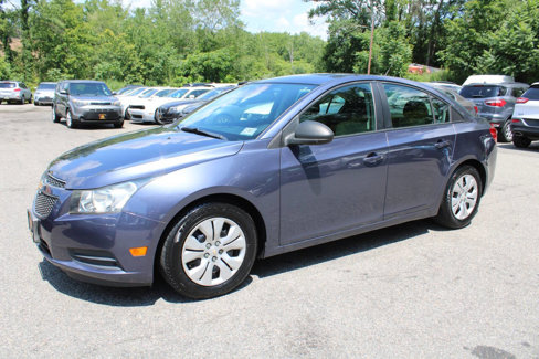Used 2013 Chevrolet Cruze LS image 13