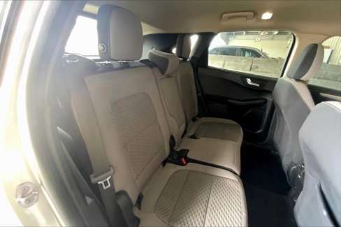 Certified 2020 Ford Escape SE image 18