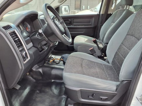 Used 2018 RAM 1500 4x4 Crew Cab w/ Protection Group image 6