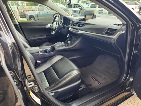 Used 2012 Lexus CT 200h Premium image 17