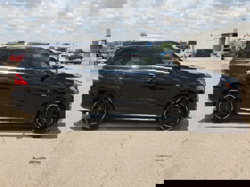 Used 2015 Mercedes-Benz ML 63 AMG 4MATIC image 5