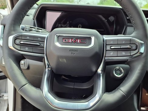 New 2025 GMC Terrain Elevation image 16