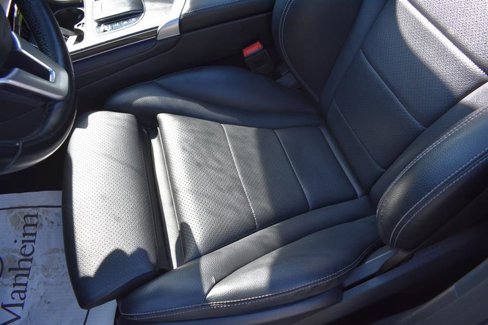 Used 2021 Mercedes-Benz GLC 300 4MATIC w/ AMG Line image 12