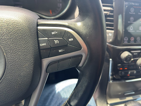 Used 2021 Jeep Grand Cherokee Laredo X image 22