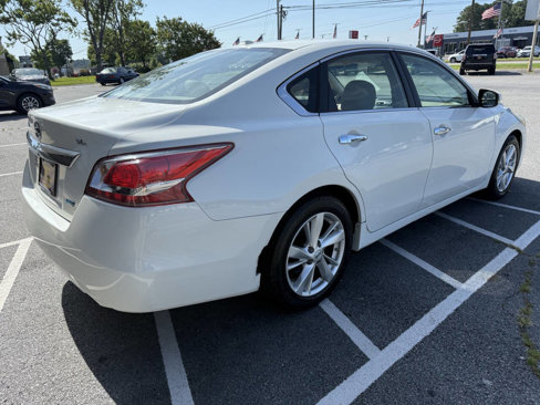 Used 2013 Nissan Altima 2.5 SL w/ Technology Pkg image 18