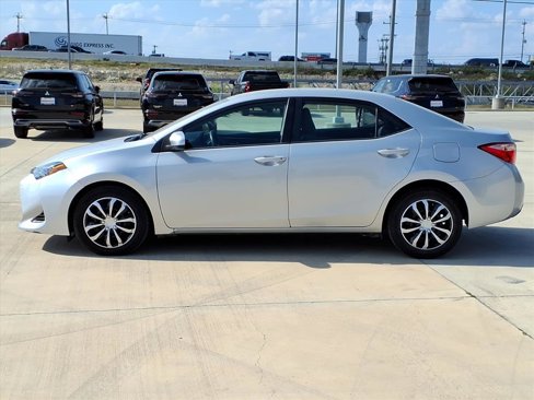 Used 2019 Toyota Corolla LE image 6