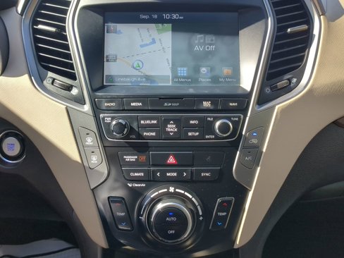 Used 2018 Hyundai Santa Fe Sport w/ 2.4L Tech Package 04 image 44