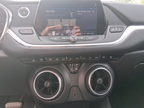 Used 2019 Chevrolet Blazer LT image 21