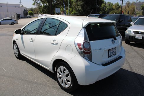 Used 2014 Toyota Prius C One image 4