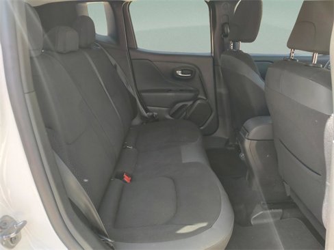 Used 2020 Jeep Renegade Altitude image 34