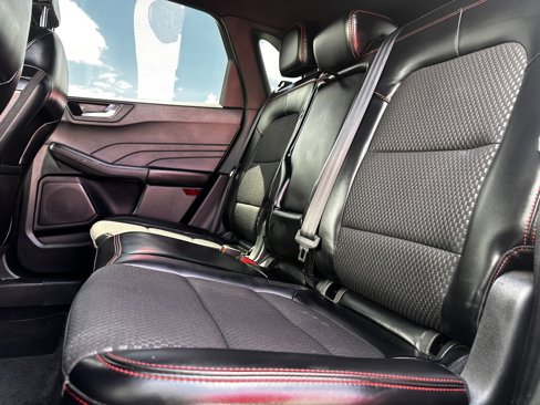 Used 2023 Ford Escape ST-Line image 16