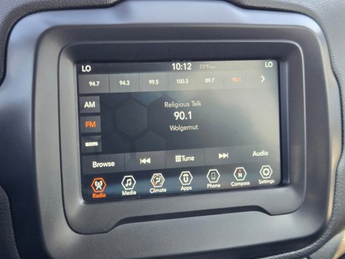Used 2018 Jeep Renegade Latitude image 22