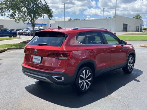 Used 2022 Volkswagen Taos SE image 10