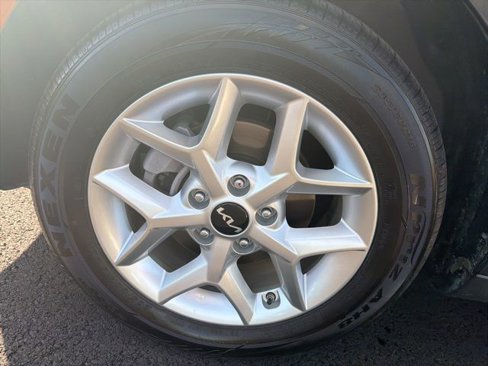 Certified 2023 Kia Soul LX w/ LX Technology Package image 23