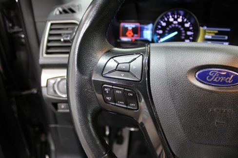 Used 2019 Ford Explorer XLT w/ Equipment Group 202A image 11