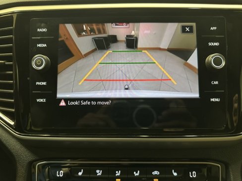 Used 2023 Volkswagen Atlas Cross Sport SE w/ Panoramic Sunroof Package image 14