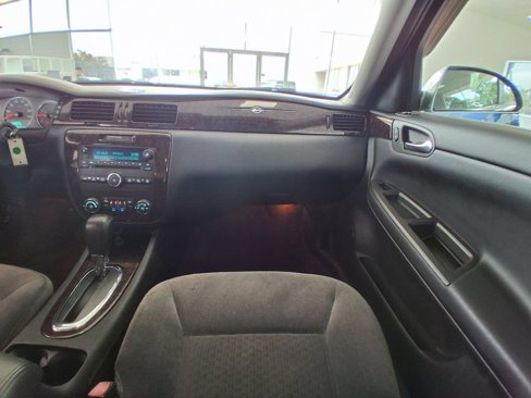 Used 2014 Chevrolet Impala LT image 11