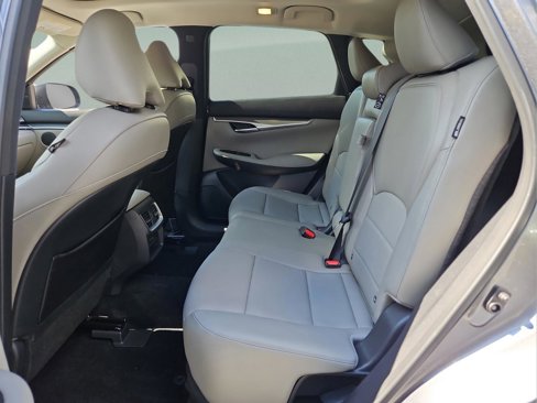 Certified 2024 INFINITI QX50 Luxe image 13