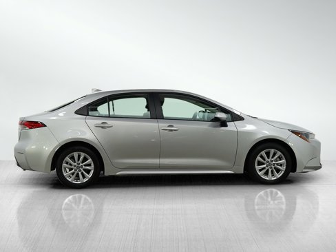 Used 2024 Toyota Corolla LE image 6