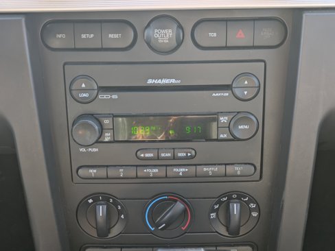 Used 2006 Ford Mustang GT Premium image 14