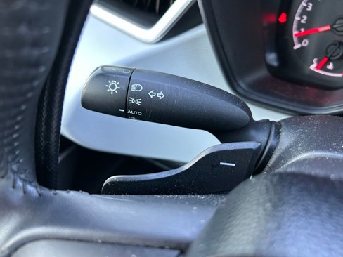 Used 2020 Toyota Corolla SE image 21