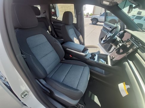 New 2026 GMC Terrain Elevation image 17