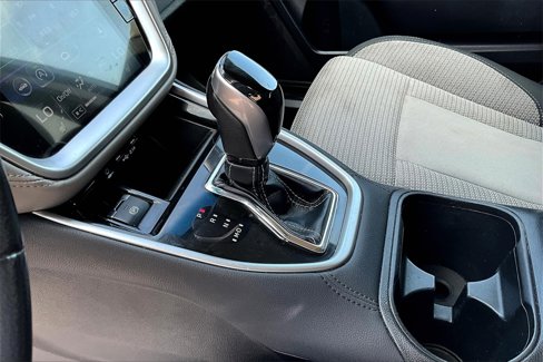Used 2022 Subaru Outback Premium image 14