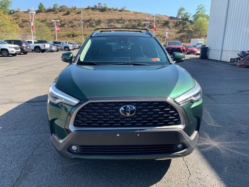 Used 2022 Toyota Corolla Cross XLE image 8