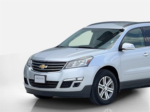 Used 2016 Chevrolet Traverse LT image 11